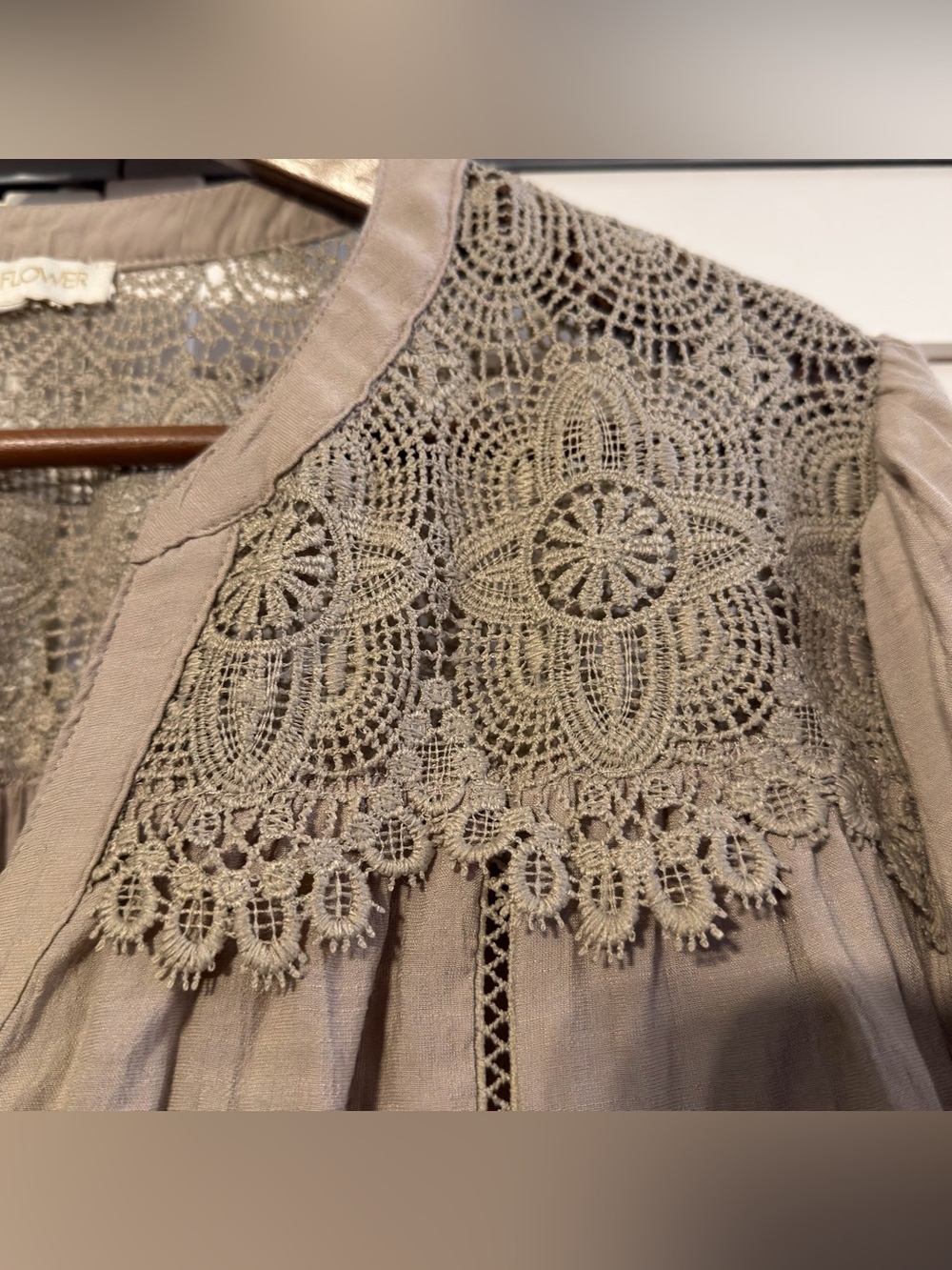 Fig + Flower Boho Blouse - Taupe - Size L - Picture 3 of 12